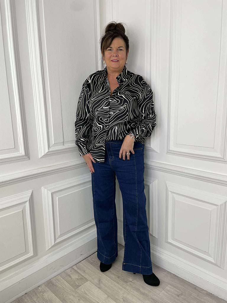 Swirl Silk Feel Shirt - Black