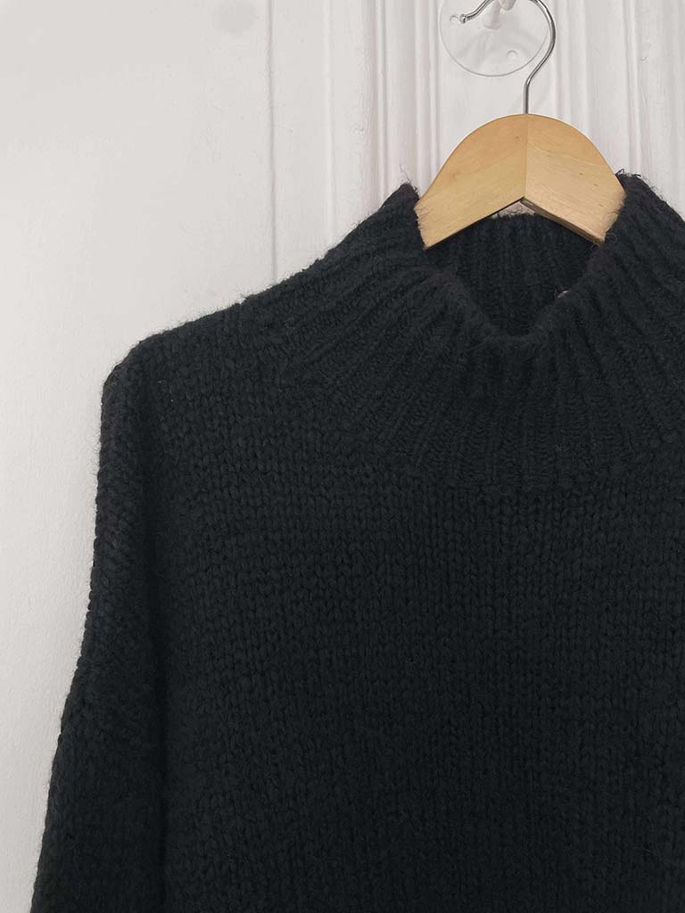 Turn Up Chunky Knit - Black
