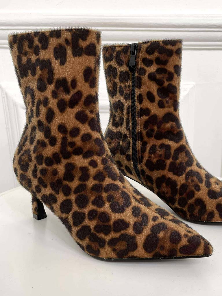 Pointed Toe Faux Calf Skin Boots - Leopard