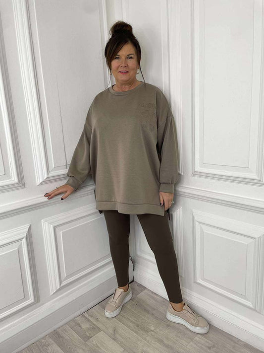 Love Sweatshirt - Mocha