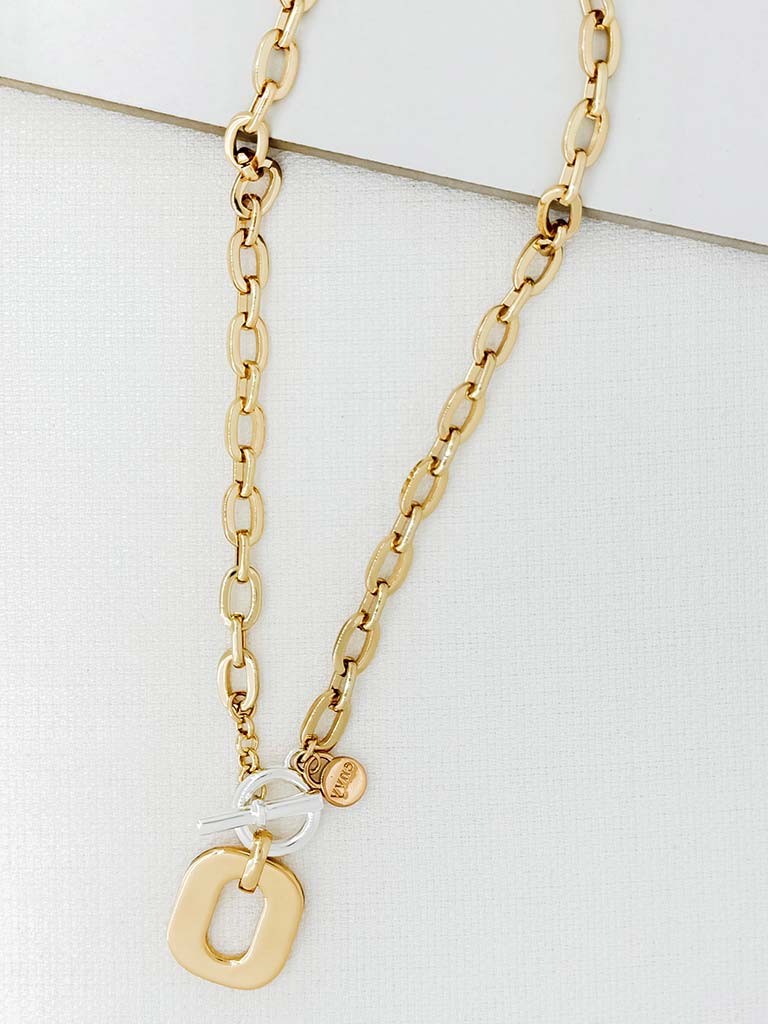 Envy T-Bar Disc Pendant Necklace - Gold