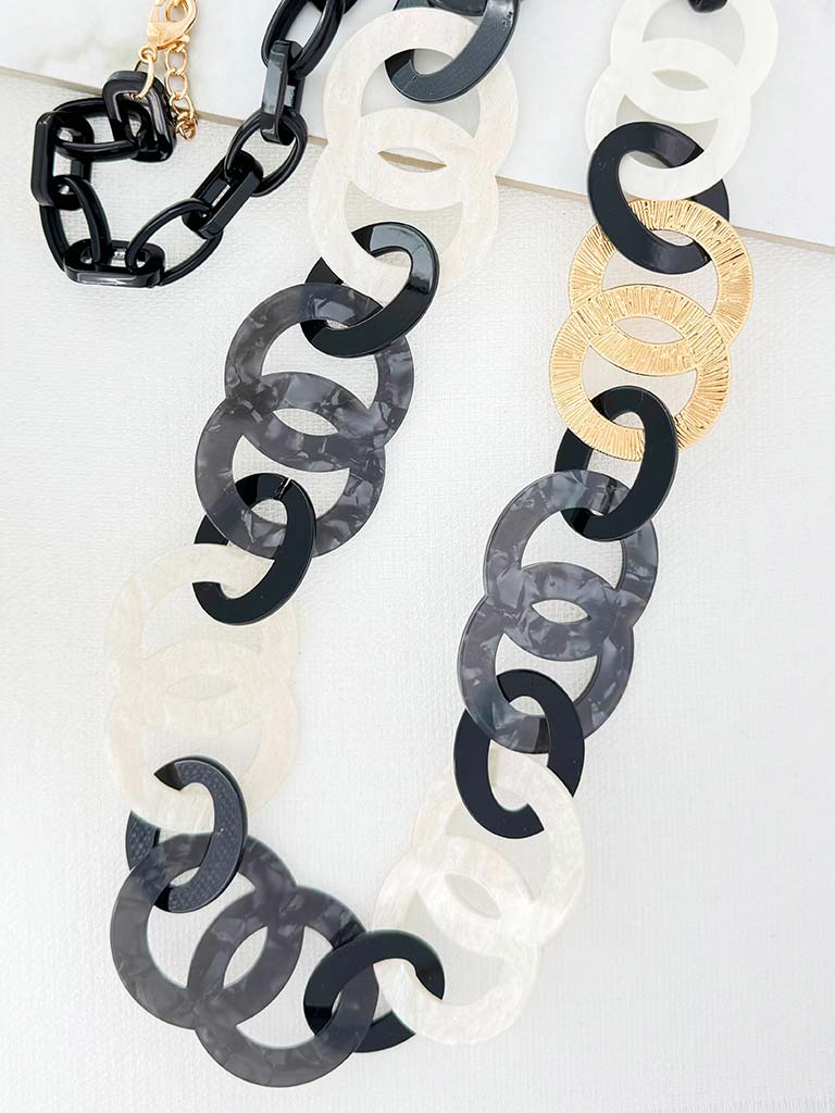 Envy Interlinked Long Necklace