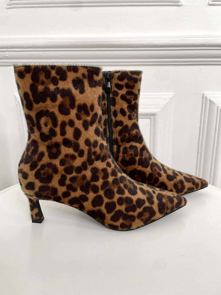 Pointed Toe Faux Calf Skin Boots - Leopard