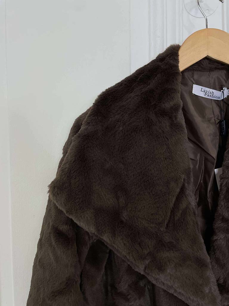 Luxe Faux Fur Jacket - Chocolate