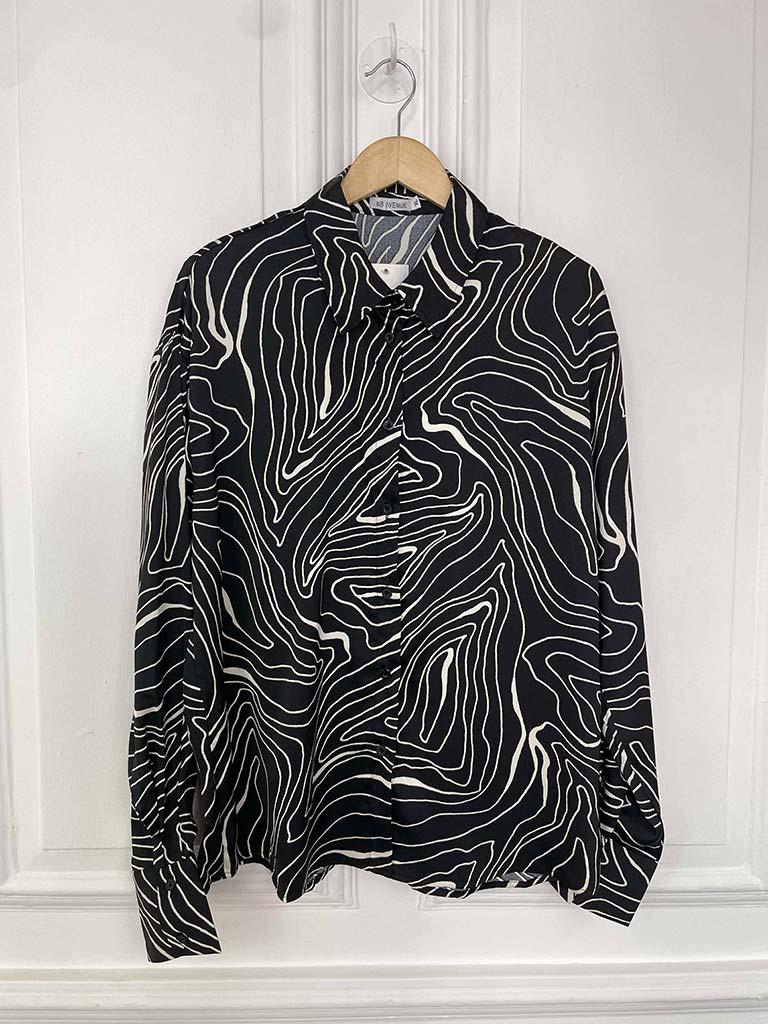 Swirl Silk Feel Shirt - Black