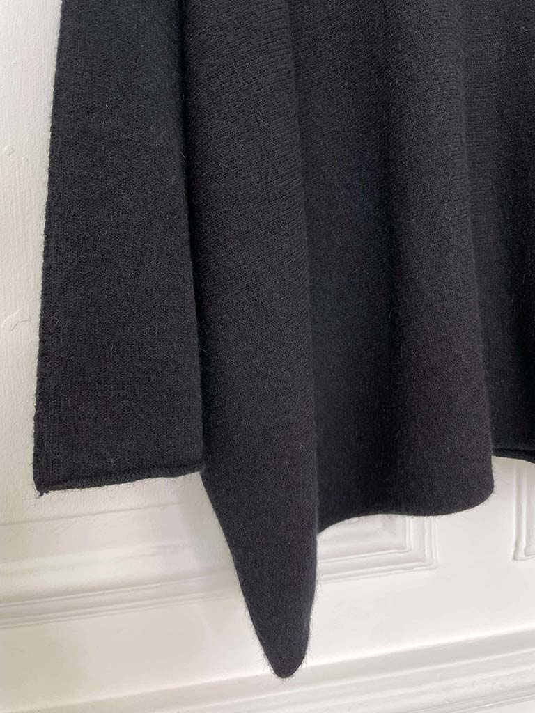 Exposed Seam Batwing Knit - Black