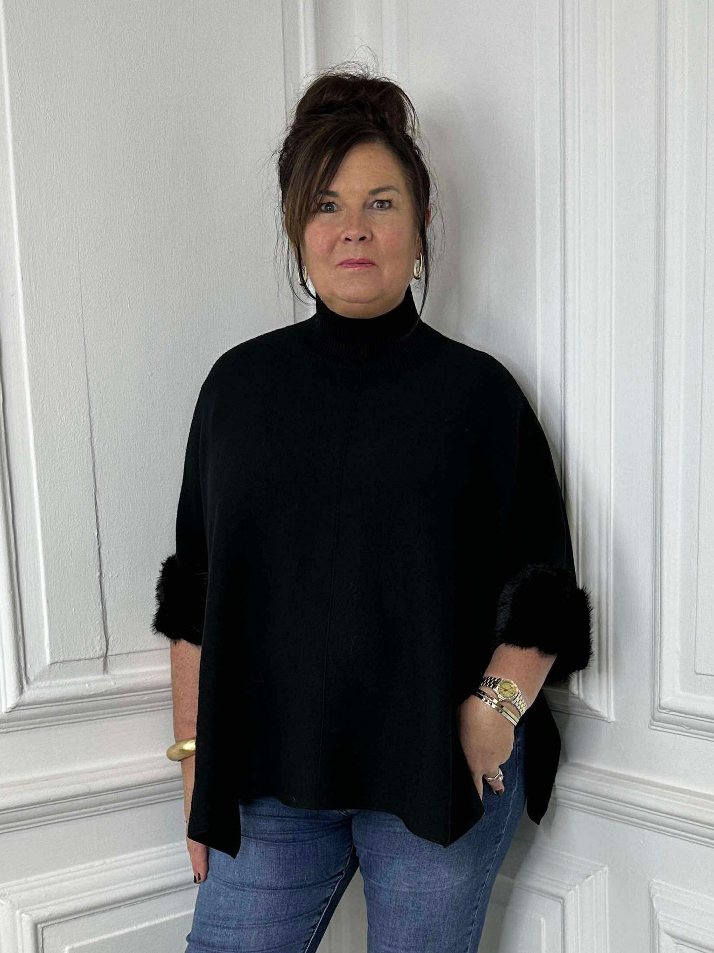 Faux Fur Boxy Knit - Black