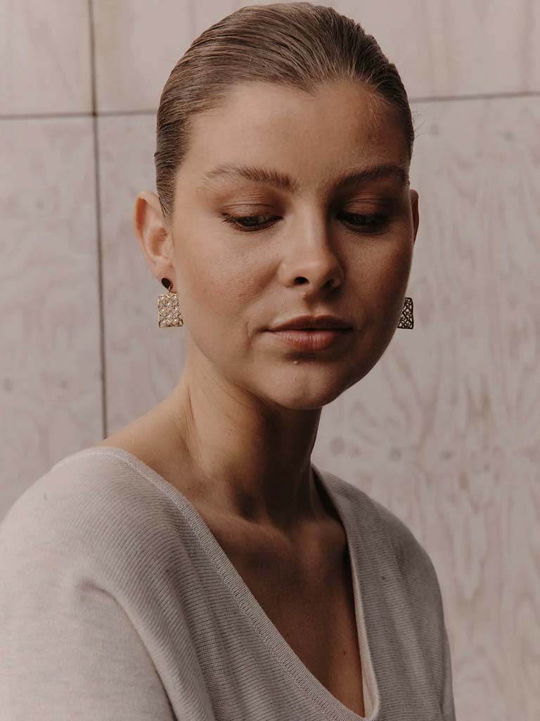 Eb&Ive Square Pearl Earrings - Gold