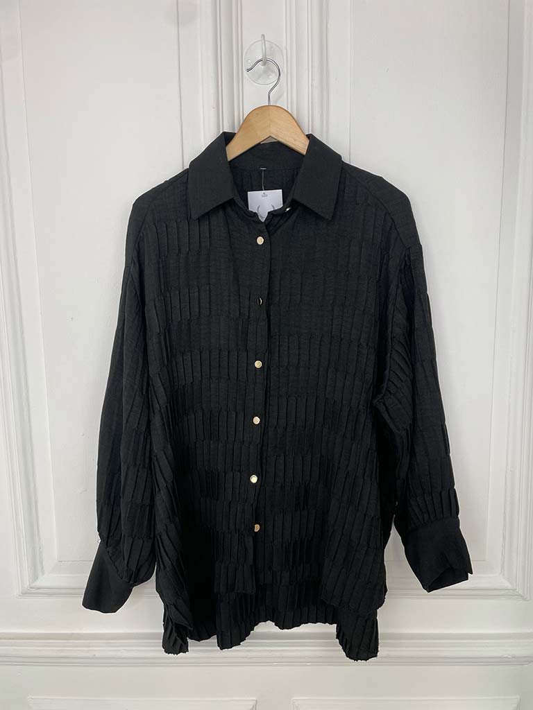 Textured Pleat Shirt - Black