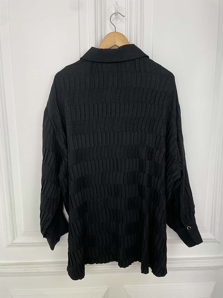 Textured Pleat Shirt - Black