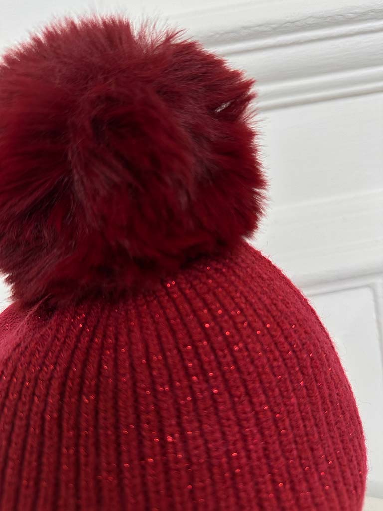 Shimmer Bobble Hat - Cranberry