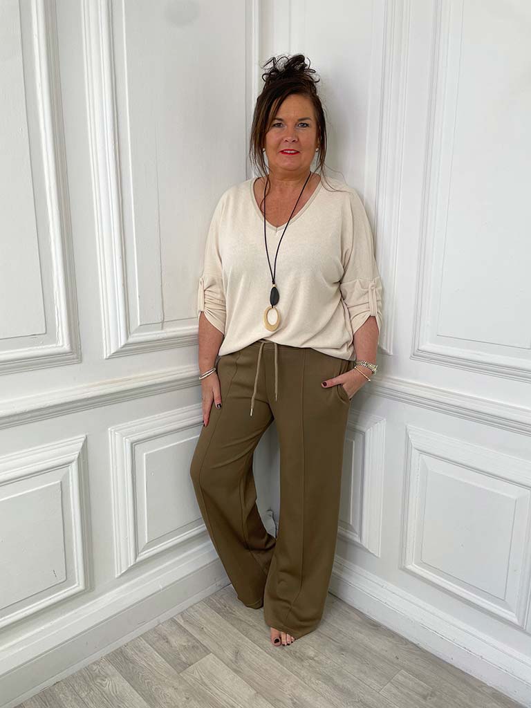 Malissa J Embellished Knitted Trousers - Black