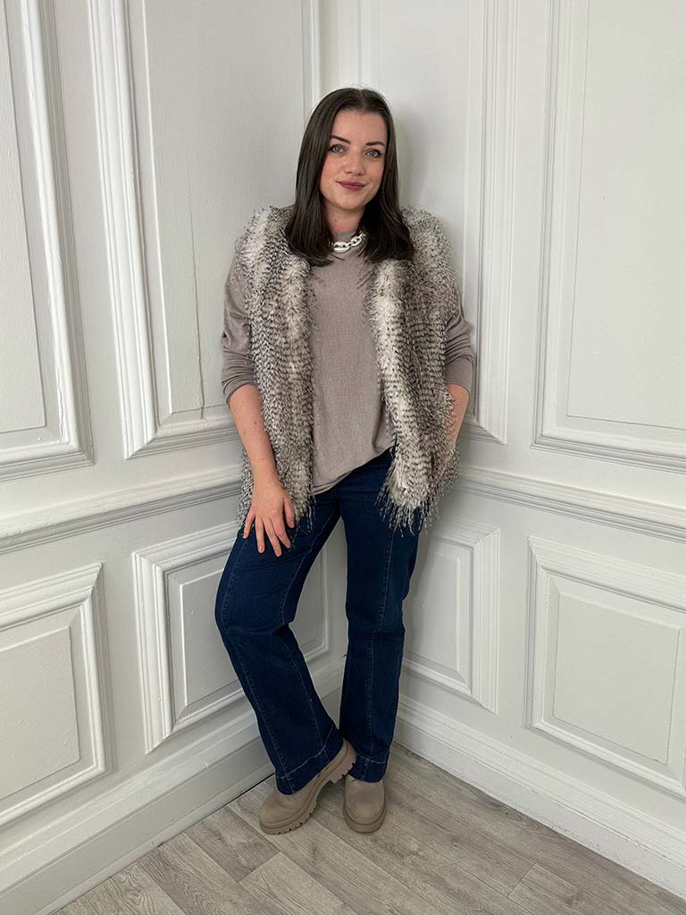 Luxe Feather Gilet - Natural