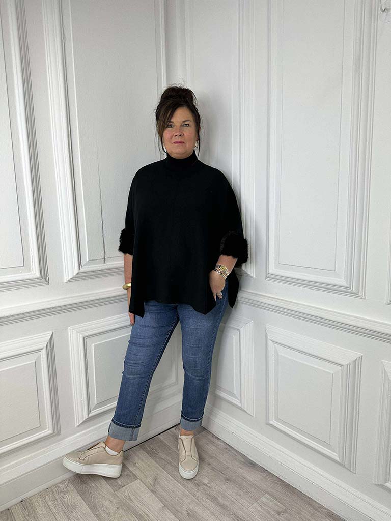 Faux Fur Boxy Knit - Black