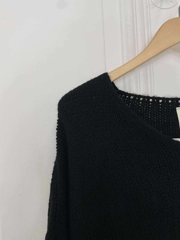 Star Patch Knit - Black
