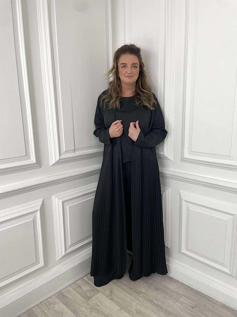 Long Pleated Jacket - Black