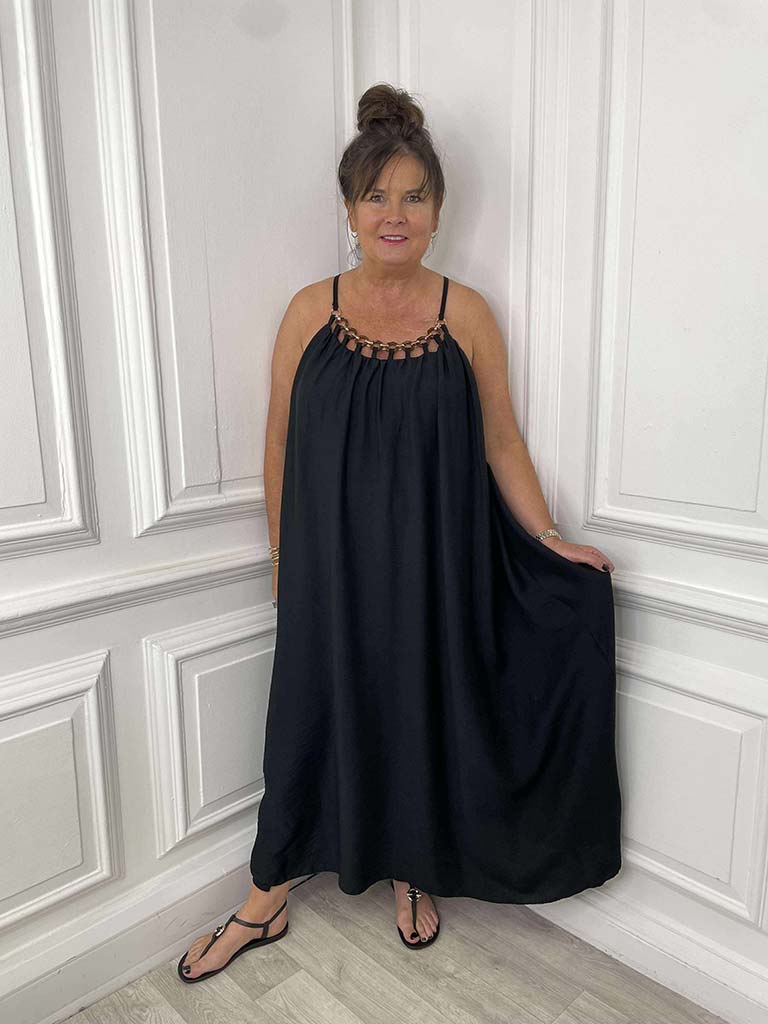 Chain Detail Maxi Dress - Black