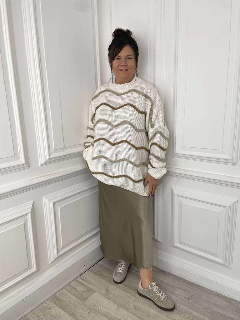 Slouchy Wave Knit - Ecru