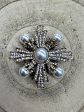 Pearl Star Shimmer Brooch - Gold