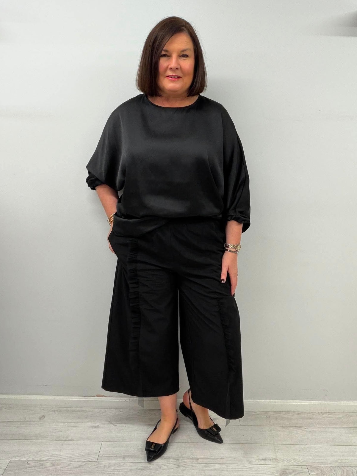 Silk Feel Batwing Top - Black