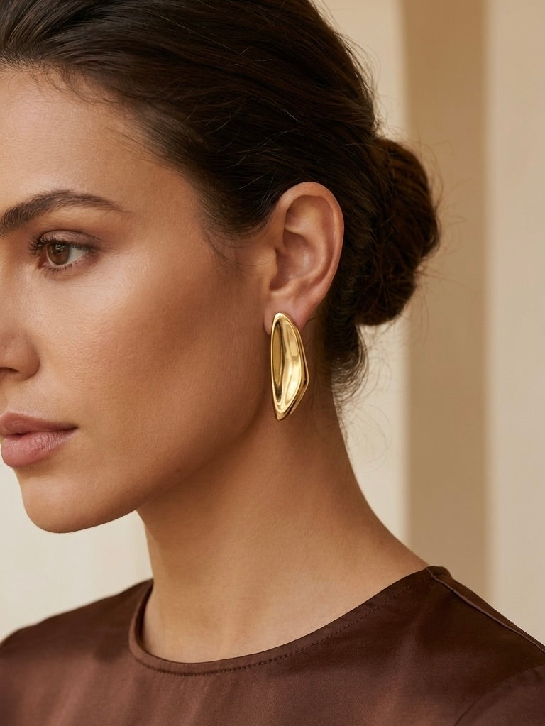 Envy Sculpted Earrings - Gold