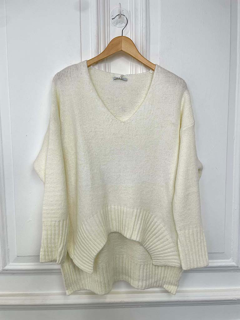 Scooped Hem Chunky Knit - Winter White