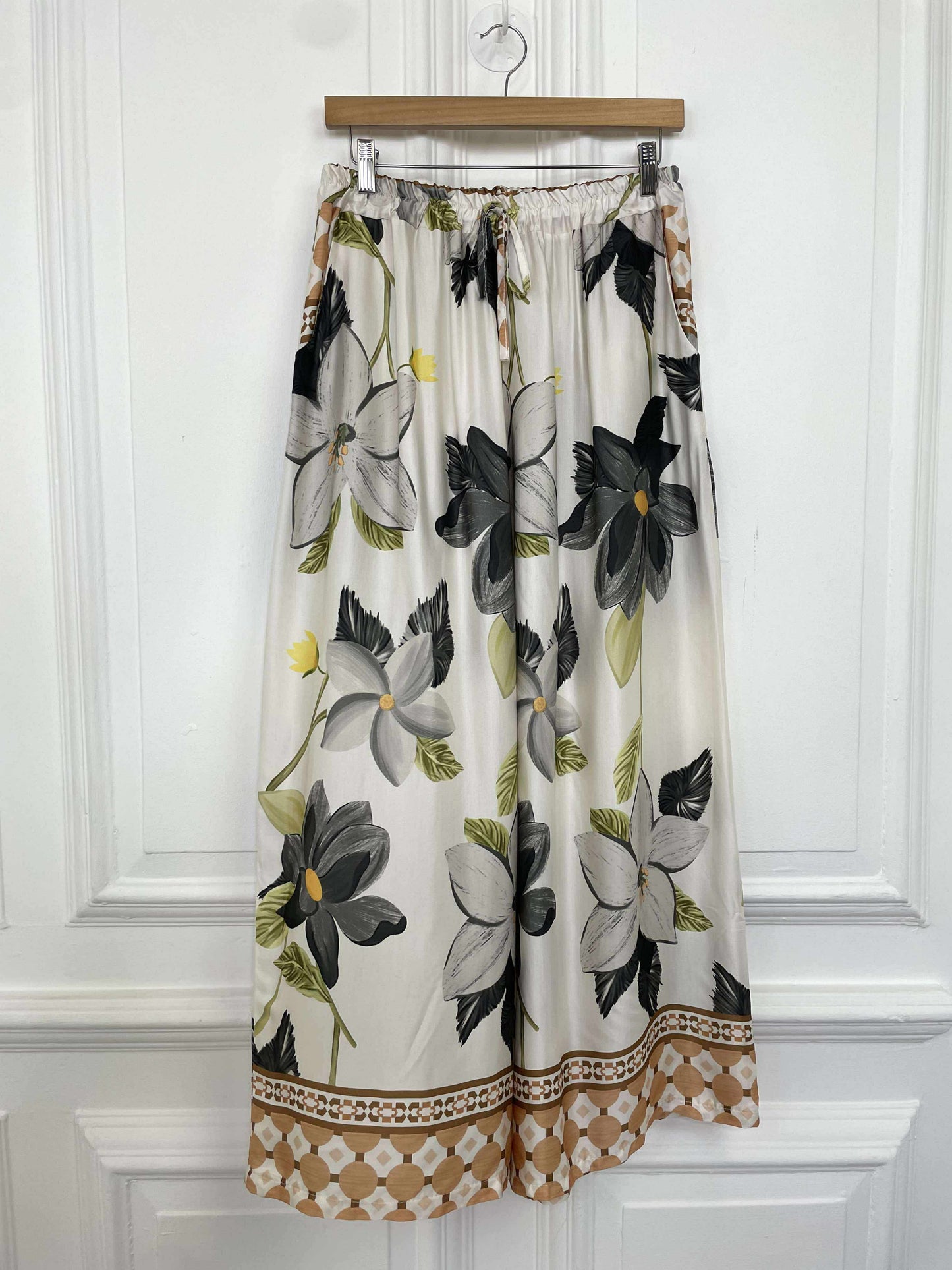 Silk Feel Starflower Palazzos
