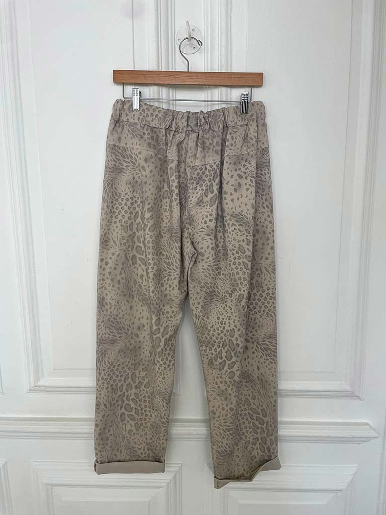 Leopard Magic Pants - Stone