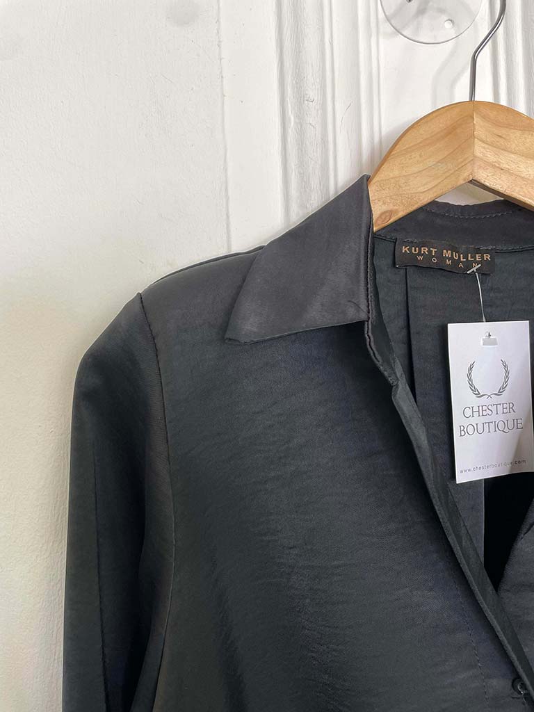 Bubble Hem Button Blouse - Black