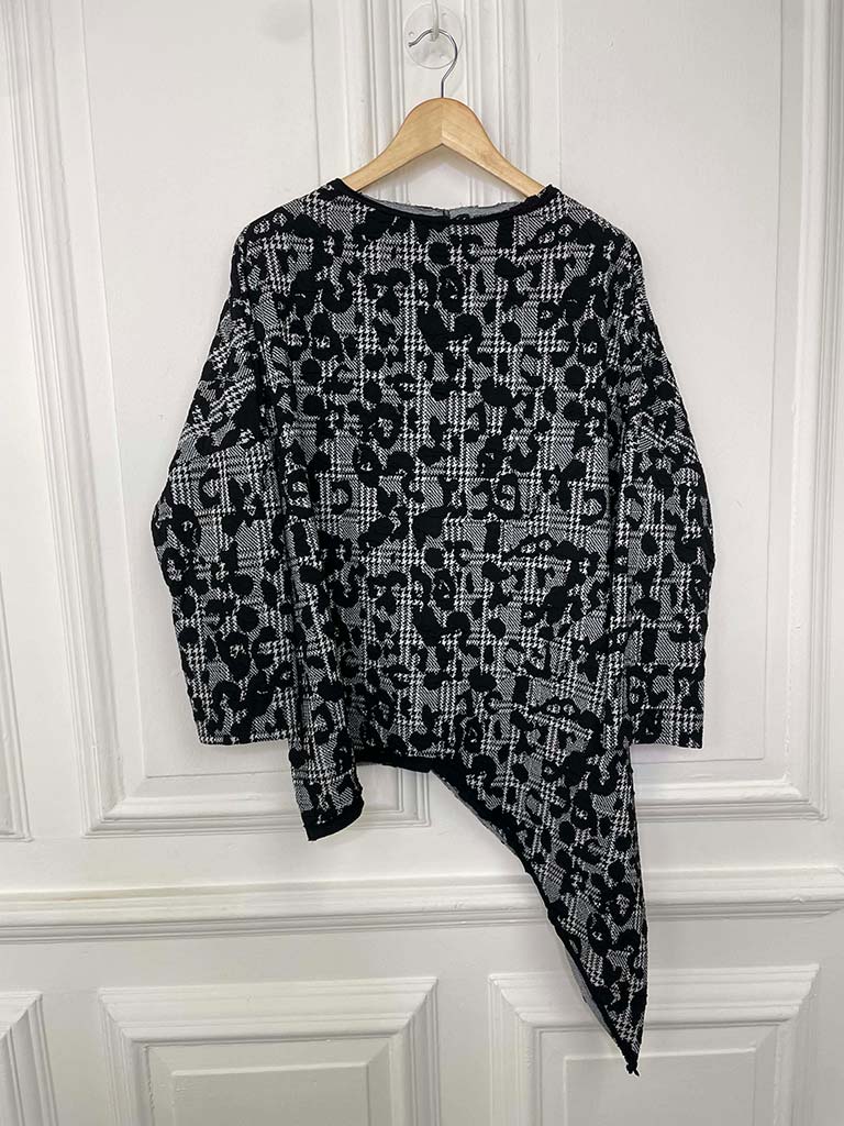 Leopard Check Asymmetric Top - Mono