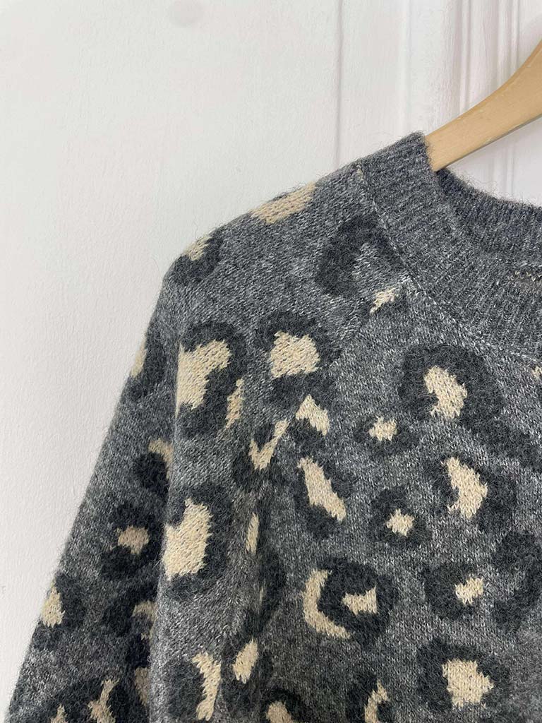 Leopard Jacquard Knit - Steel