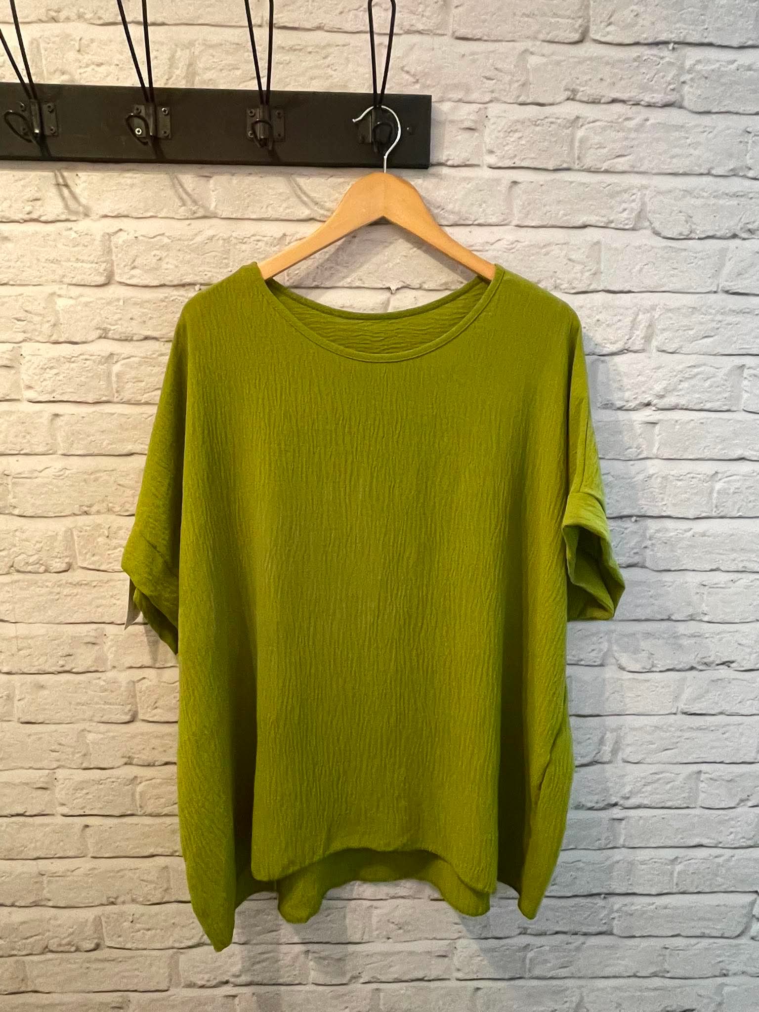 Oversized Basic Top - Avocado