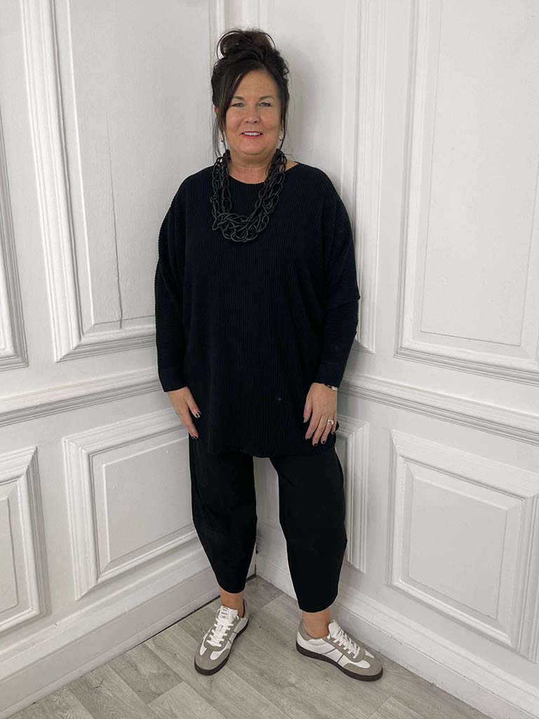 Relaxed Ribbed Knit - Black