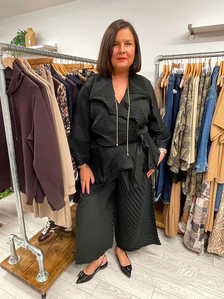 Malissa J Pleated Jacket - Black