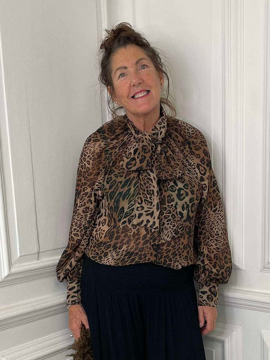 Ombré Leopard Pussybow Blouse