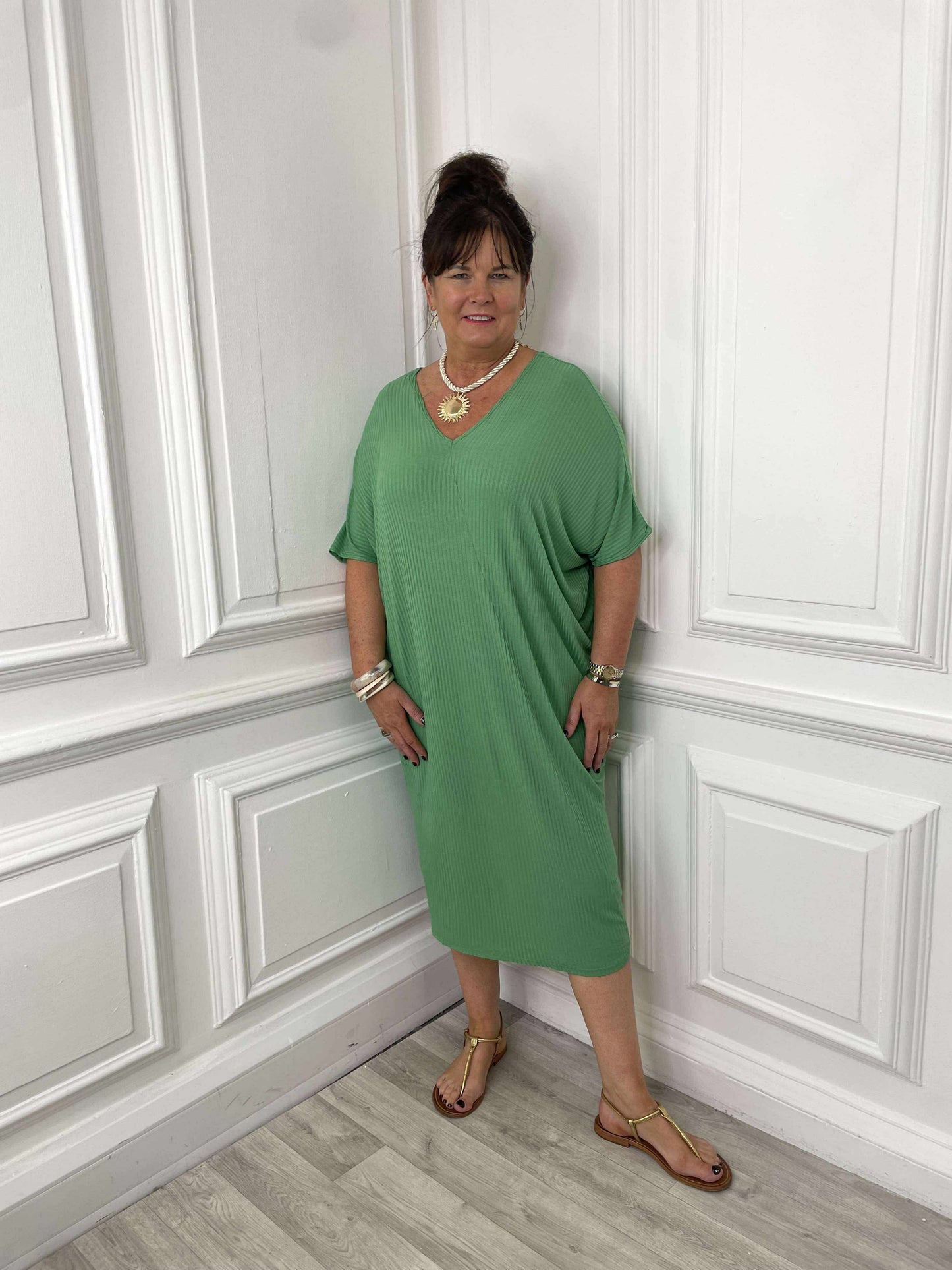 Ribbed Midi Dress - Apple