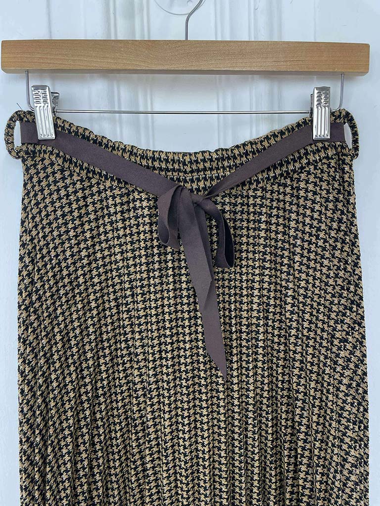 Houndstooth Pleated Skirt - Camel