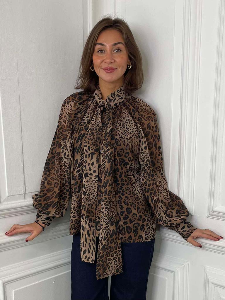 Ombré Leopard Pussybow Blouse