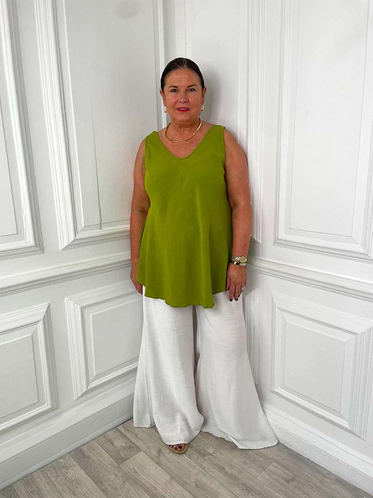 Classic V-Neck Vest - Avocado