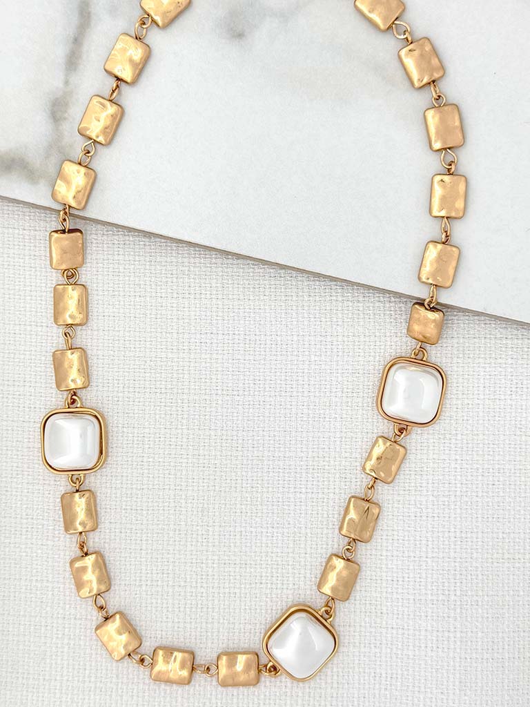 Envy Pearlised Square Necklace - Gold