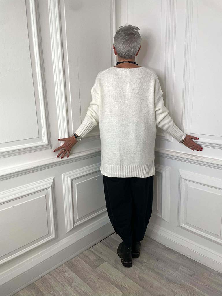 Scooped Hem Chunky Knit - Winter White