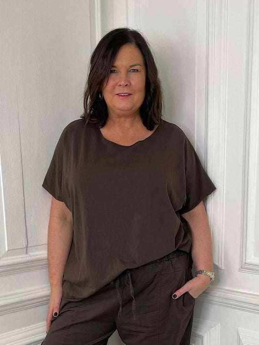 Raw Edge Basic T-Shirt - Chocolate