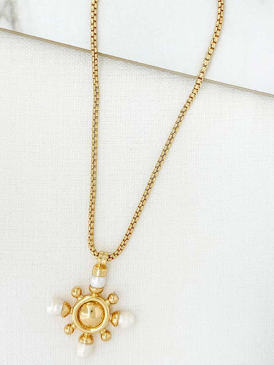 Envy Helm Pearl Necklace - Gold