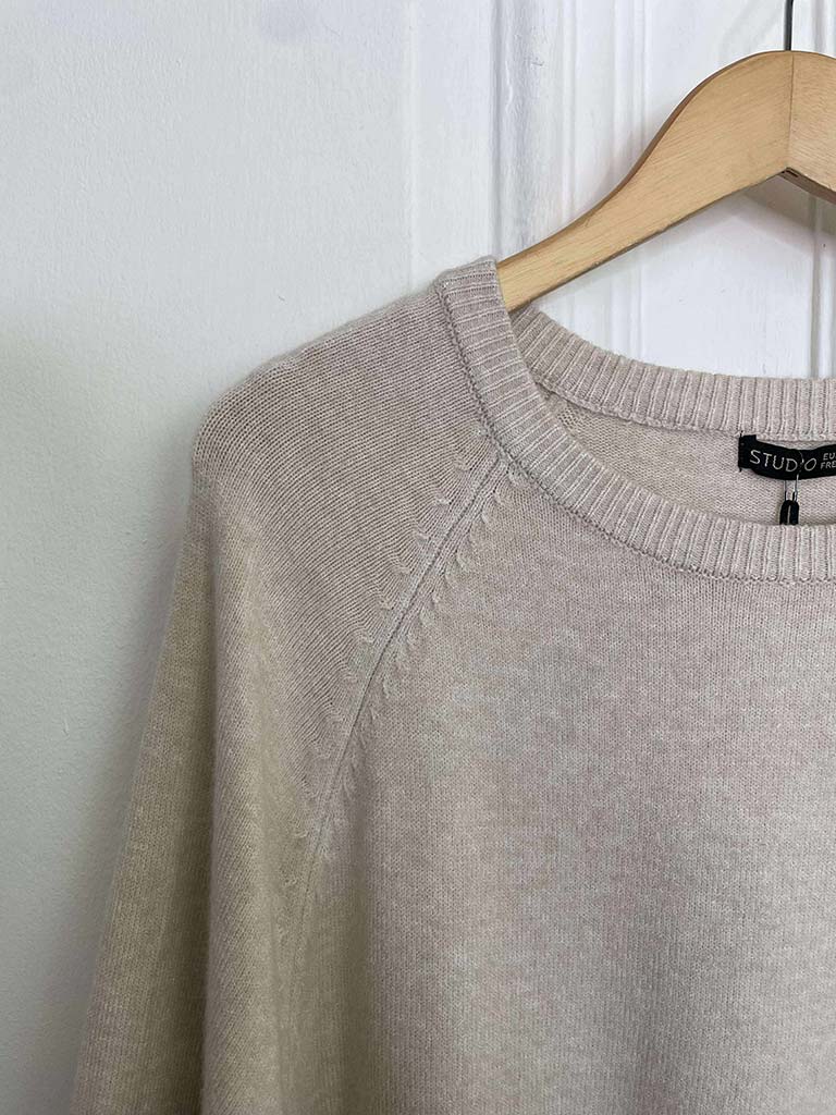 Scooped Pocket Knit - Stone