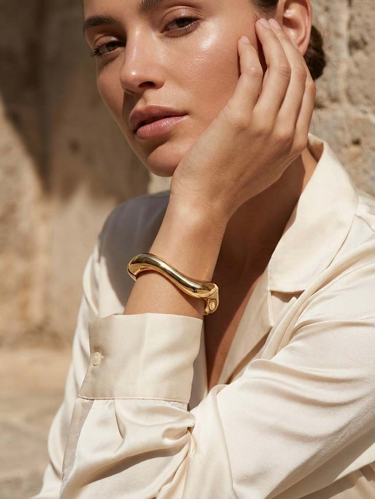 Envy Wave Bangle - Gold