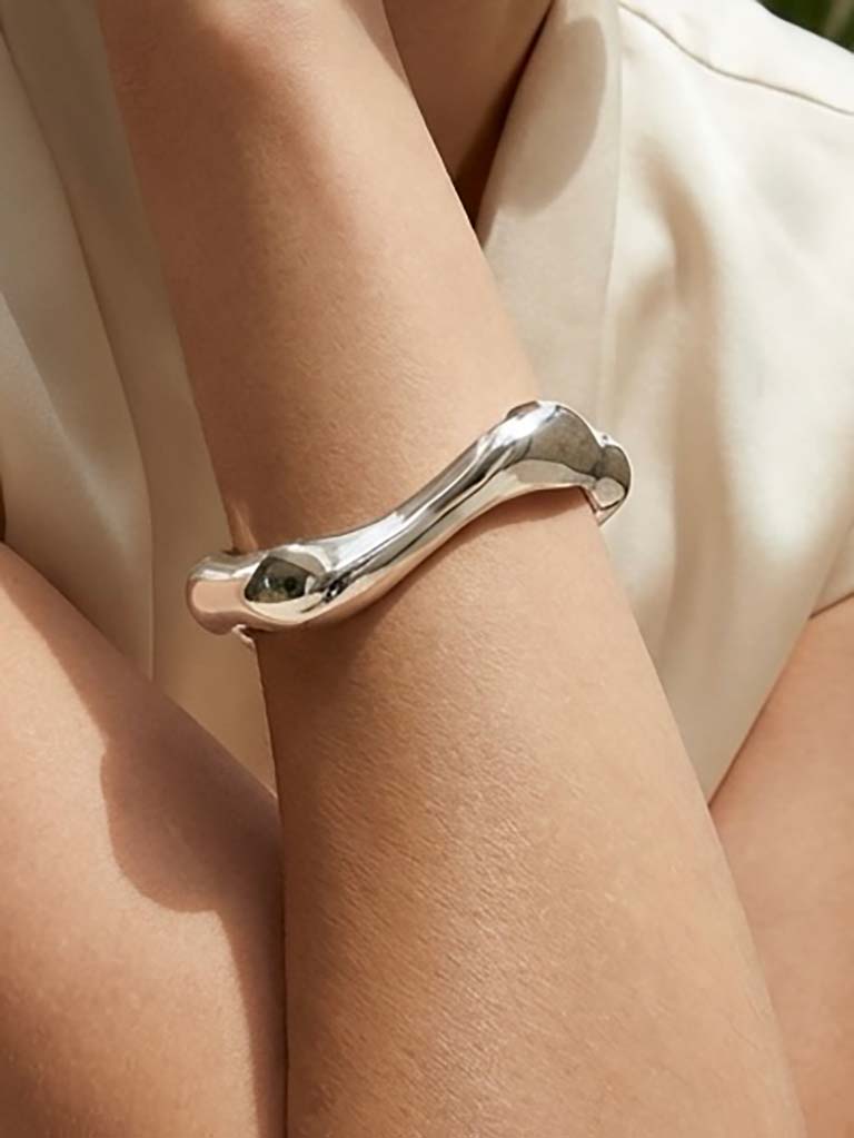 Envy Wave Bangle - Silver