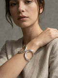 Envy Halo Curve Bangle - Silver