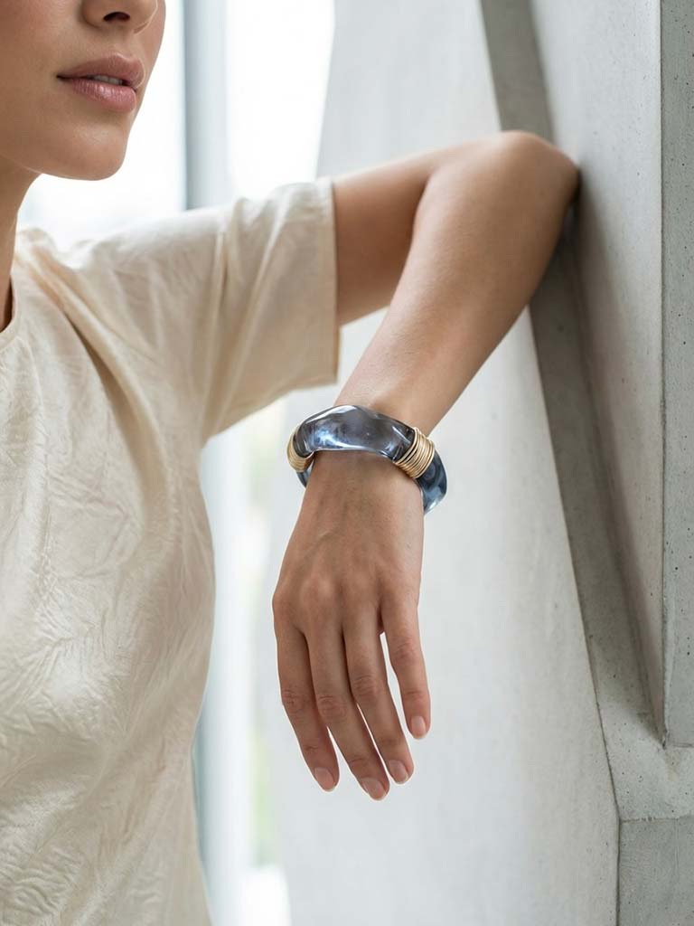 Envy Resin Wrap Bangle - Slate Blue
