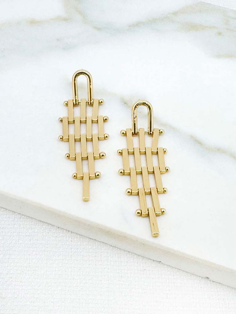 Envy Interlock Drop Earrings - Gold