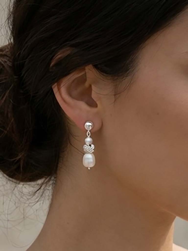 Envy Pearl Drop Earrings - Silver